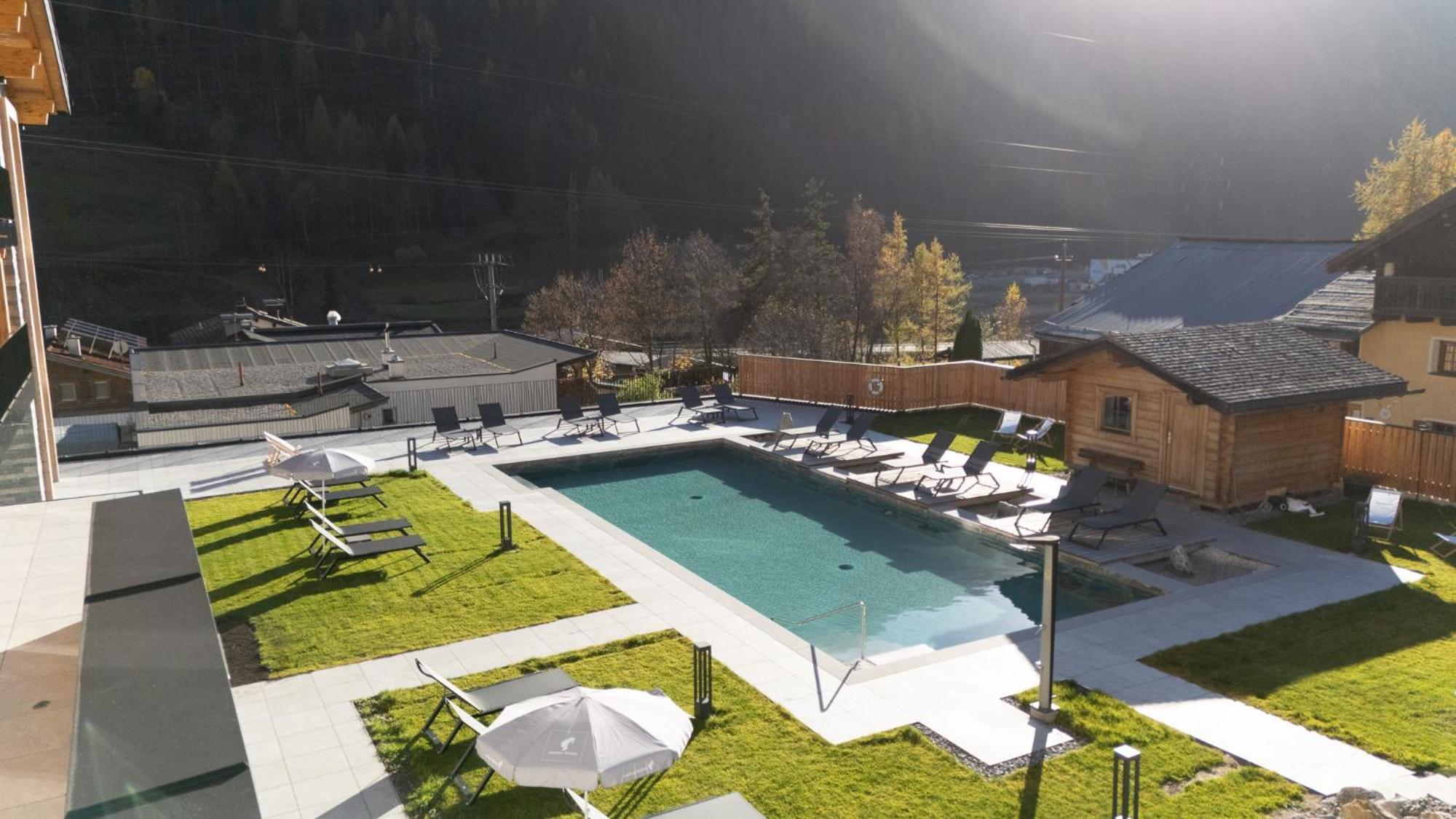 Hotel Traube เพทท์นอย อัม อาร์ลแบร์ก ภายนอก รูปภาพ